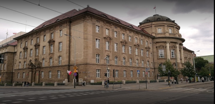 Poznan Medical University Admission, Fees & Requirements